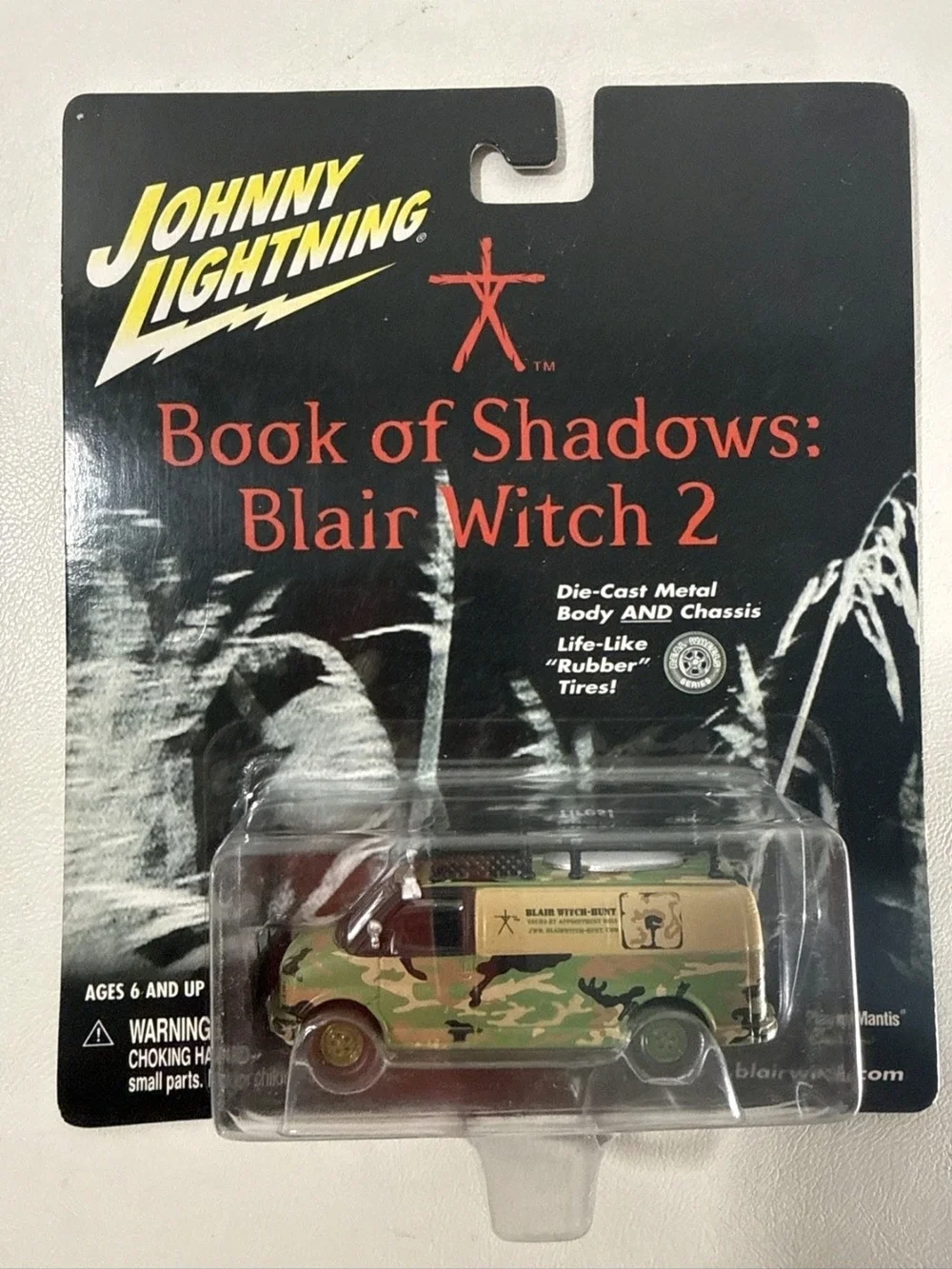 Johnny Lightning Book of Shadows Blair Witch 2 die-cast 2000 GMC 2500 NEW